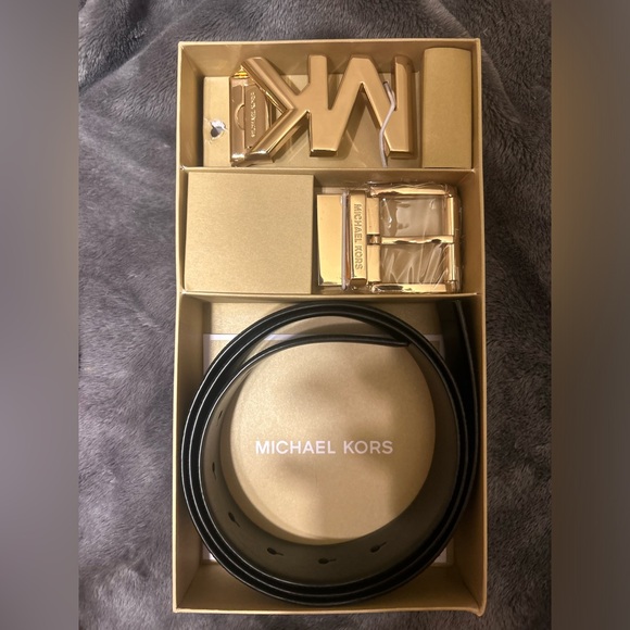 Michael Kors Belt Size Large Brand New